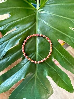 Rhodonite & Hematite Bracelet (one)